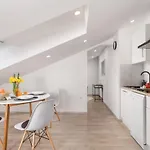 아파트 Bella Ciao *